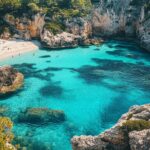 Guide complet : les 10 plus belles criques de Majorque et leurs meilleurs restaurants de plage